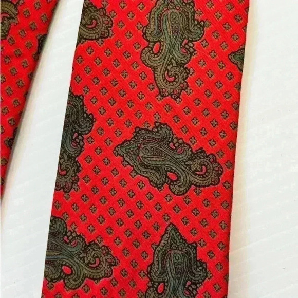 Designer Ber Pulitzer vintage men’s necktie. - Picture 2 of 3